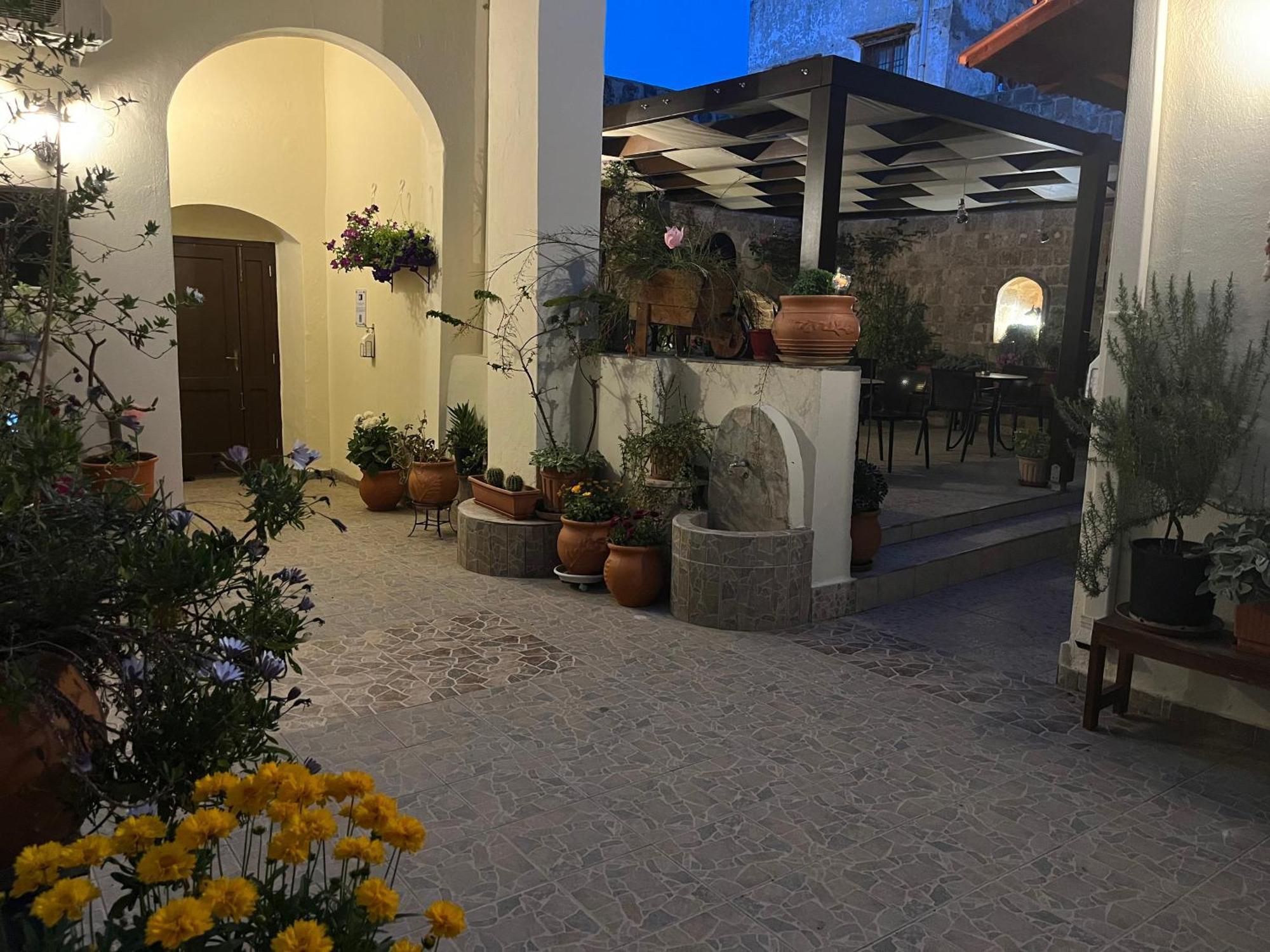 Rhodes City 叶莱尼旅馆酒店 外观 照片